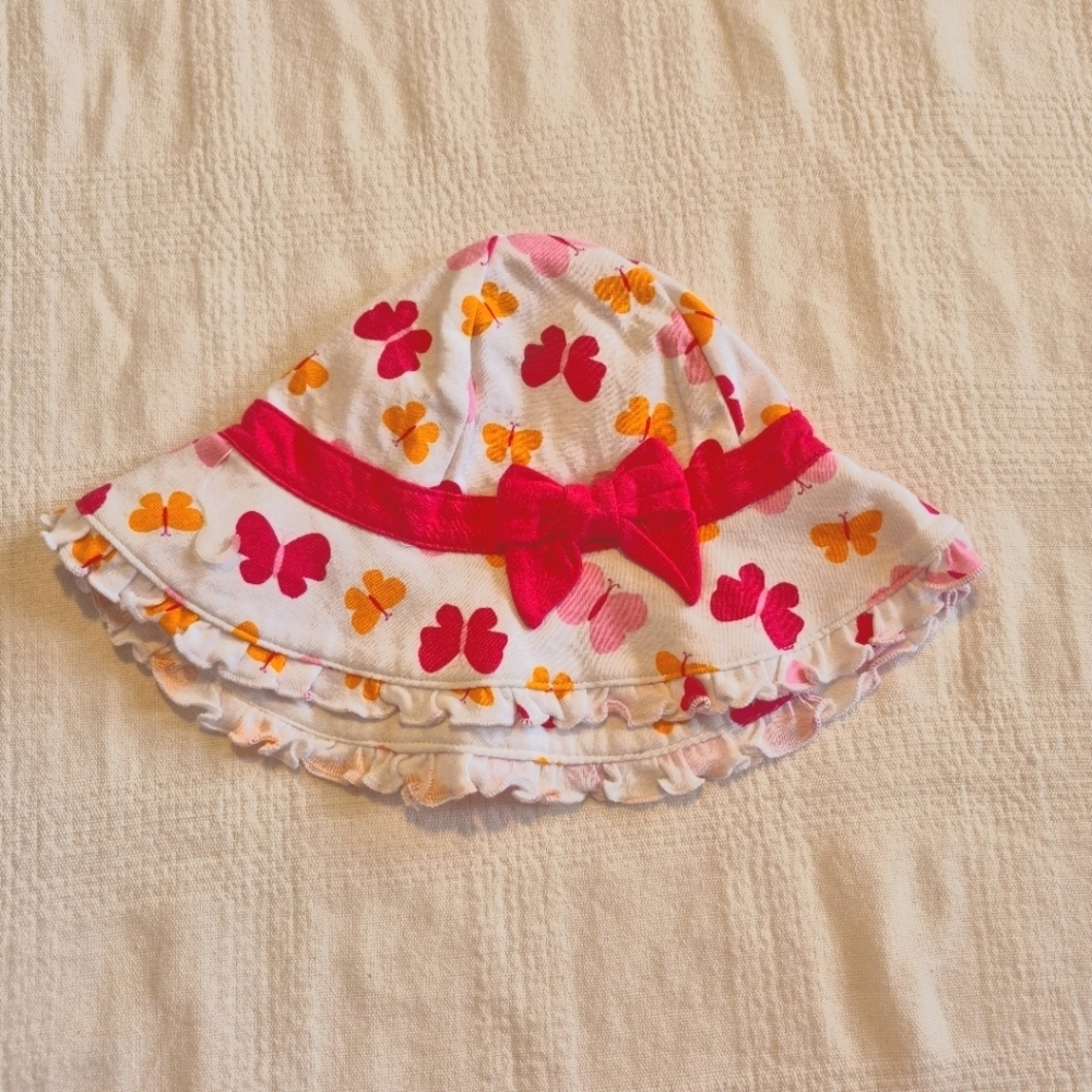 Crazy 8 girls size 12-24 months jersey knit white hat with butterfly design NWT